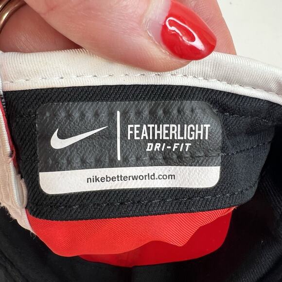 NIKE Adult FEATHERLIGHT DRI-FIT Tennis Golf Hat-Fiery Red Strapback Adjustable - Picture 12 of 12